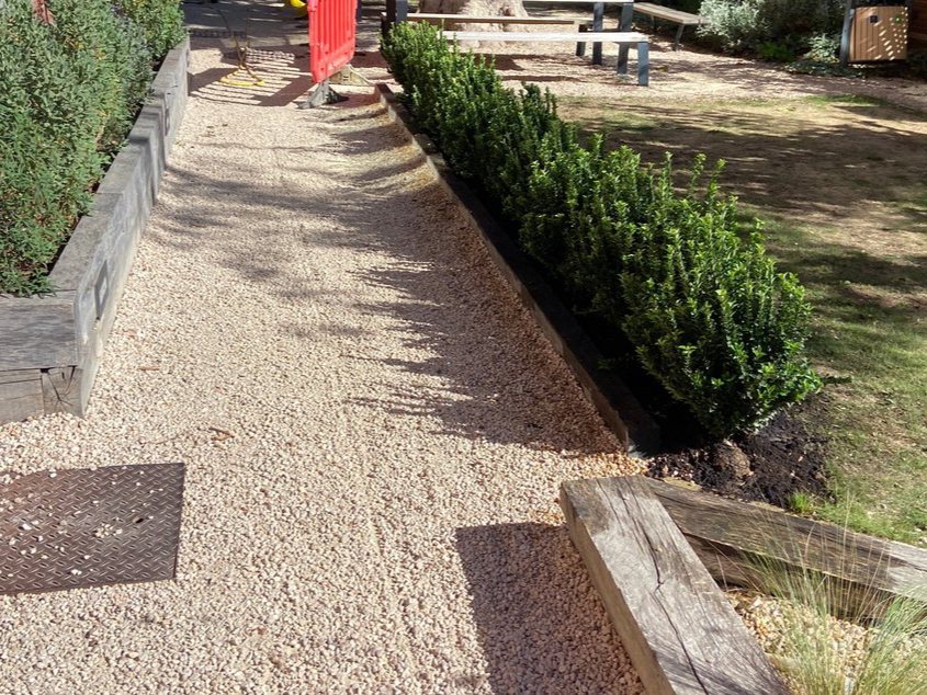 Main Path Border (after)